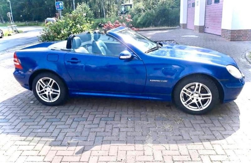 Blau Gebraucht 2001 Mercedes SLK230 Cabrio | 2.750 € (Superpreis) - Bild 1/4