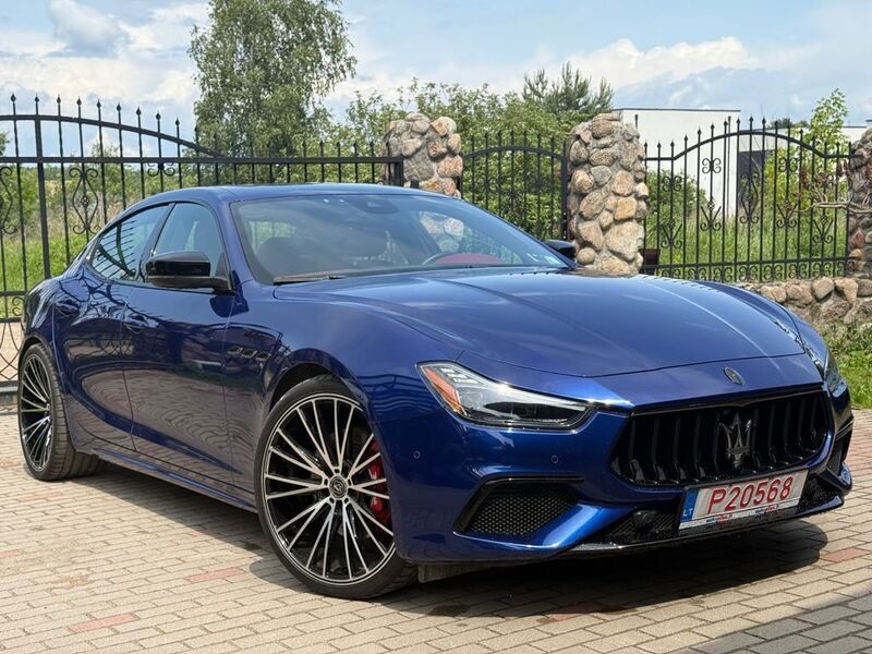 Blau Gebraucht 2022 Maserati Ghibli Coupé | 42.300 € - Bild 1/4