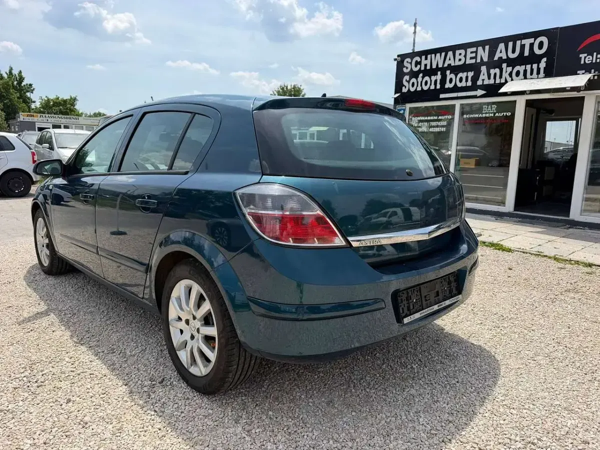 Gebraucht Opel Astra Edition 105 PS (77 kW) 2007 Petrolgruen mi2 Kleinwagen