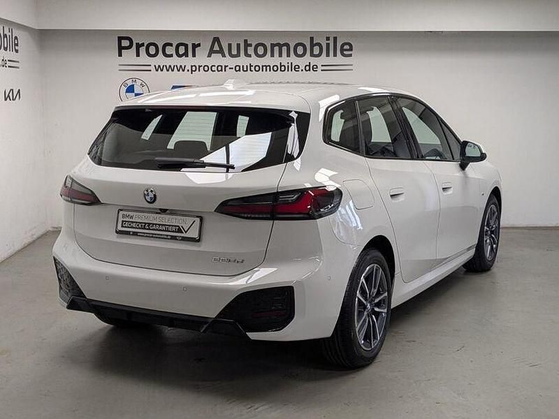 Gebraucht BMW 220 Performance 163 PS (119 kW) 2025 Weiß Van / Kleinbus