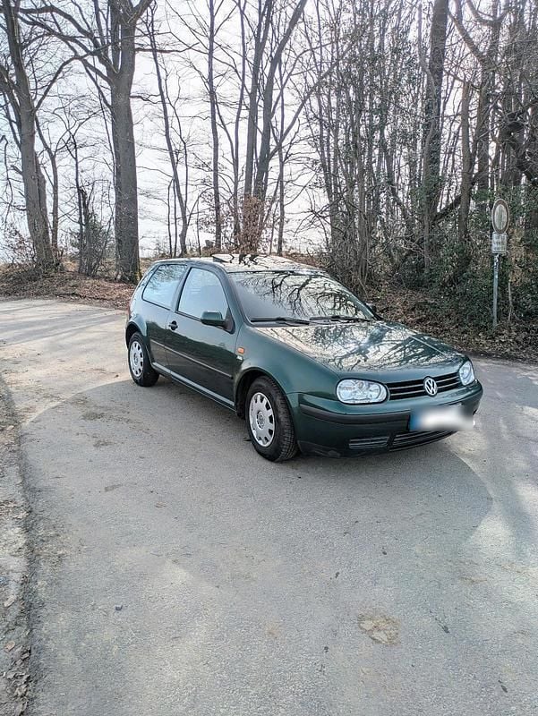 Gebraucht VW Golf IV 74 PS (54 kW) 1998 Kleinwagen