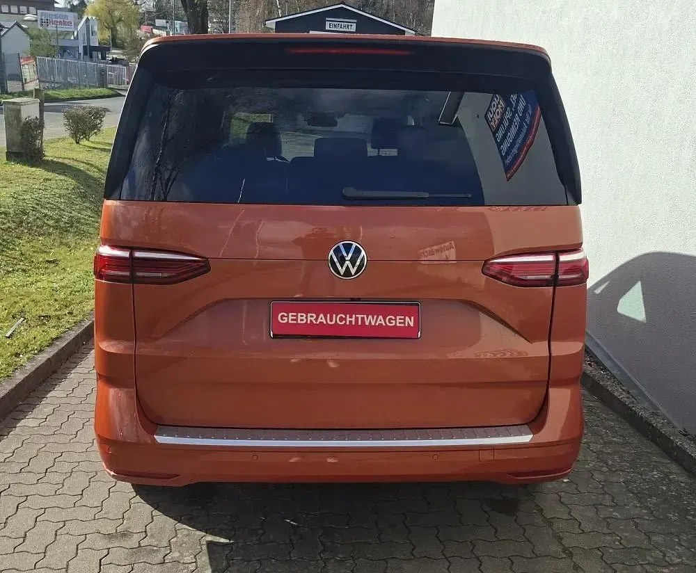 Gebraucht VW Multivan S 136 PS (100 kW) 2022 Energetic orange Van / Kleinbus