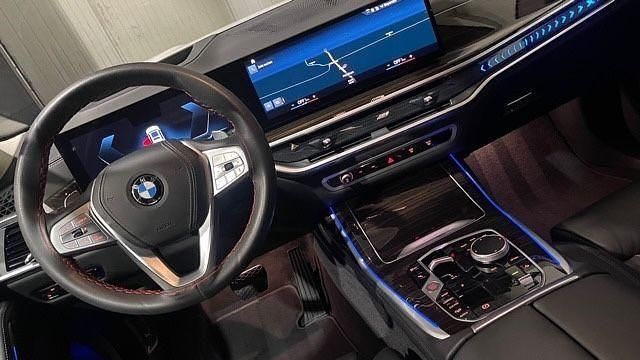 Gebraucht BMW X7 340 PS (250 kW) 2022 Weiß SUV