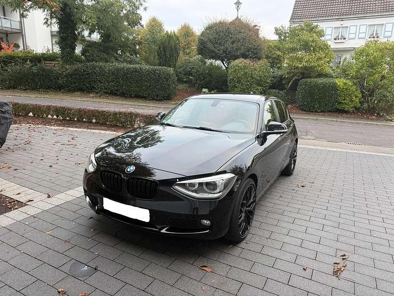 Gebraucht BMW 116 136 PS (100 kW) 2014 Schwarz Kleinwagen
