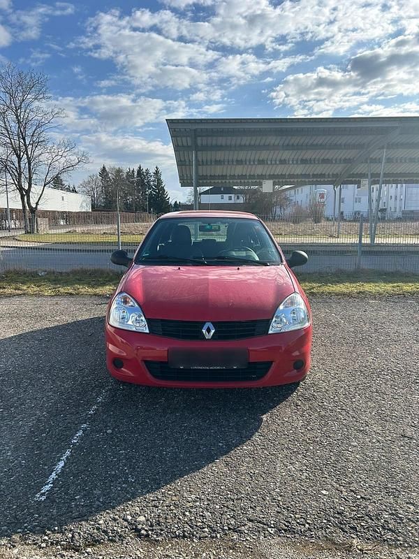 Gebraucht Renault Clio II Campus 58 PS (42 kW) 2011 Rot Kleinwagen
