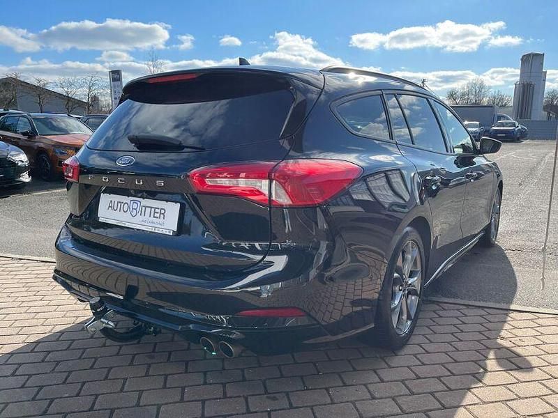 Gebraucht Ford Focus ST-Line 150 PS (110 kW) 2019 Iridiumschwarz metallic/schwa Kombi