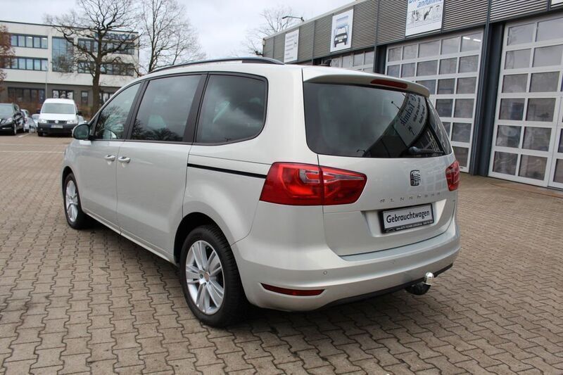 Gebraucht Seat Alhambra Style 140 PS (102 kW) 2014 Silber Van / Kleinbus