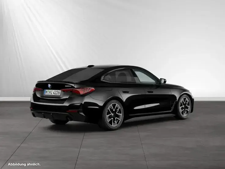 Gebraucht BMW 420 Coupé M Sport 184 PS (135 kW) 2025 Saphirschwarz metallic Coupé