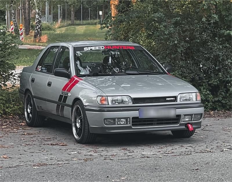 Silber Gebraucht 1992 Nissan Sunny Limousine | 6.000 € - Bild 1/4