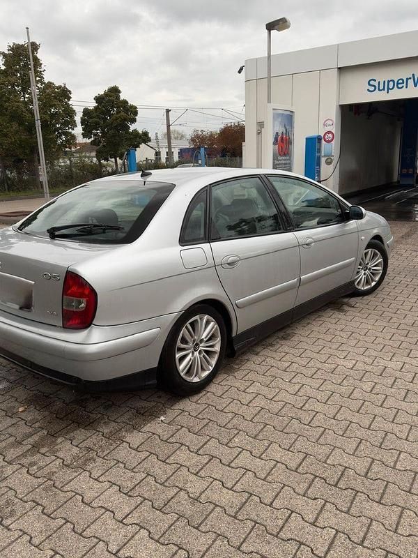 Grau Gebraucht 2004 Citroën C5 Exclusive Limousine | 1.650 € (Fairer Preis) - Bild 1/4