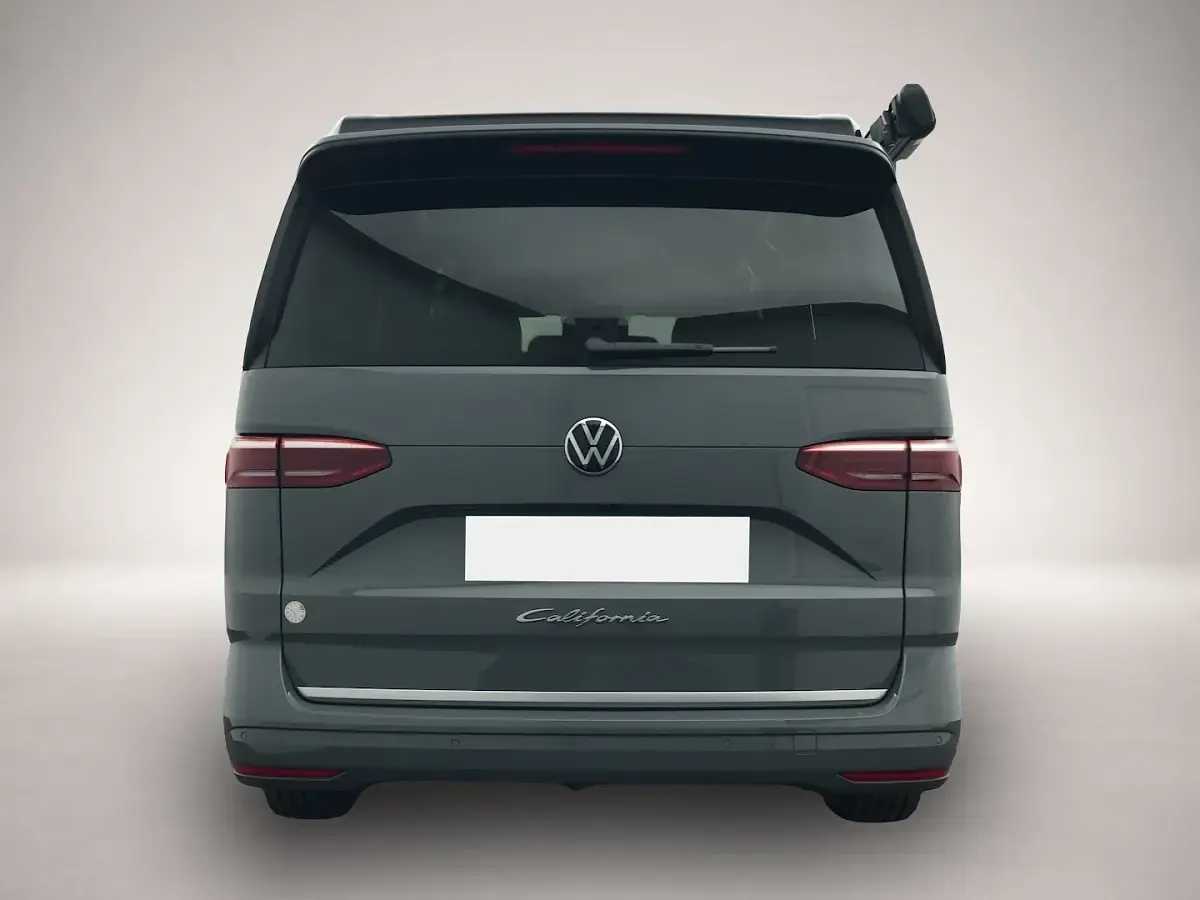 Neu VW California Beach 150 PS (110 kW) 2026 Grau Van
