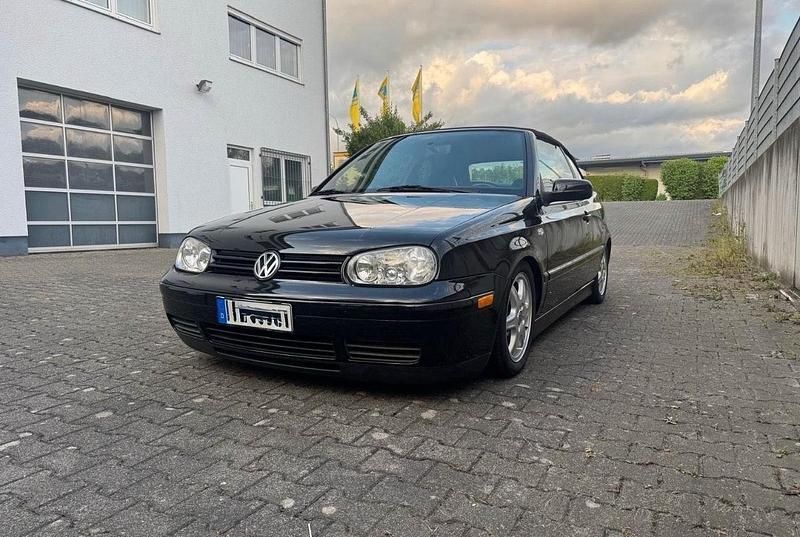Schwarz Gebraucht 1998 VW Golf Cabriolet Conceptline Cabrio | 2.999 € - Bild 1/4