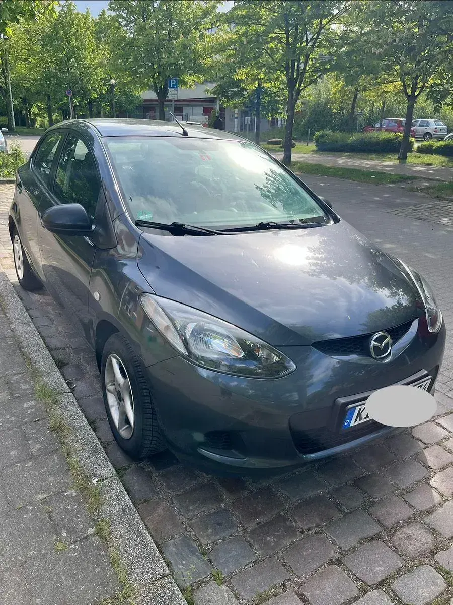 Gebraucht Mazda 2 Independence 75 PS (55 kW) 2008 Grau Kleinwagen