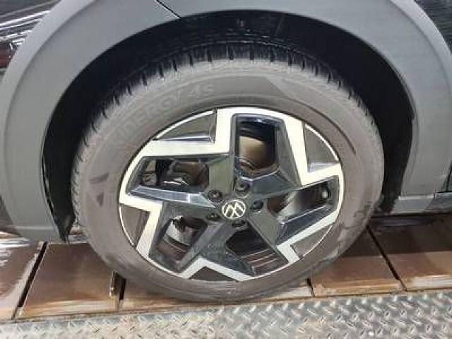 Gebraucht VW Taigo R-line 150 PS (110 kW) 2025 Schwarz SUV