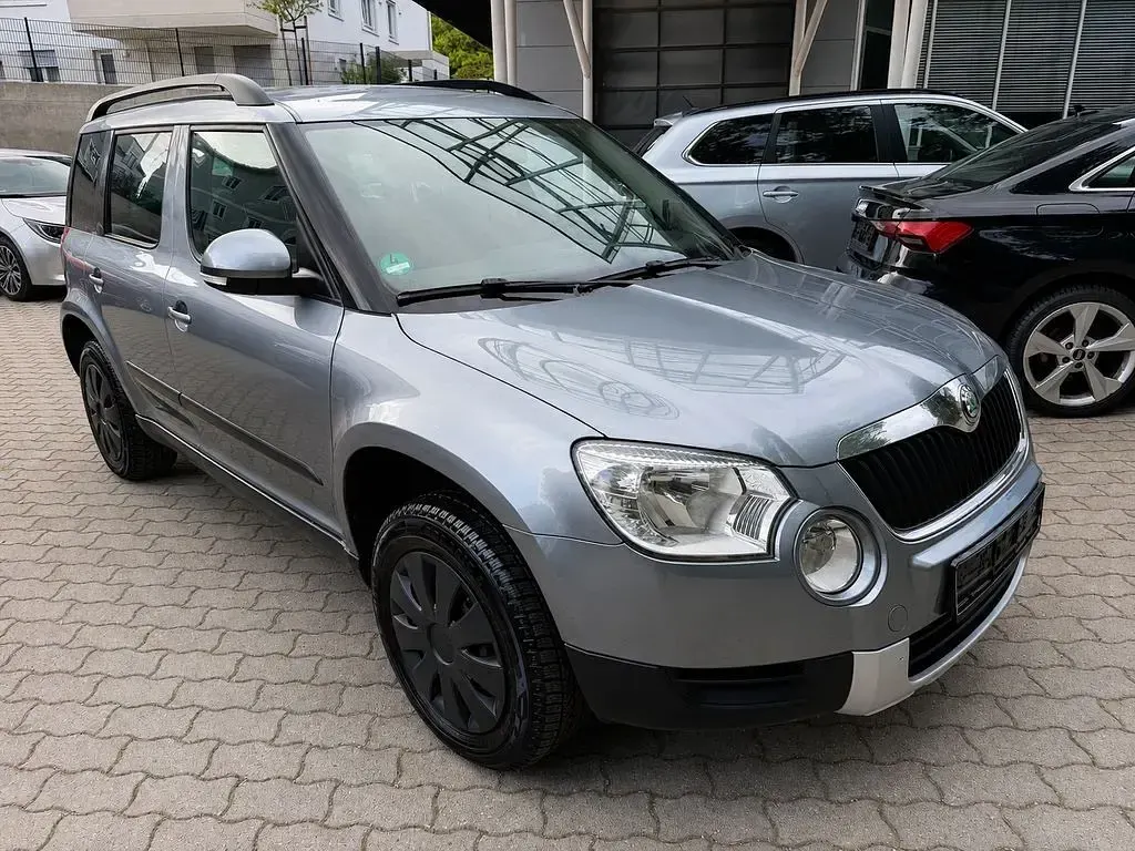 Gebraucht Skoda Yeti Plus Edition 152 PS (111 kW) 2012 Grau SUV