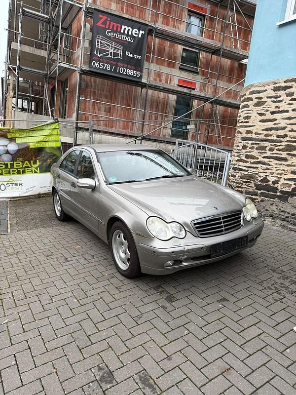 Gebraucht Mercedes C180 2003 Grau Limousine