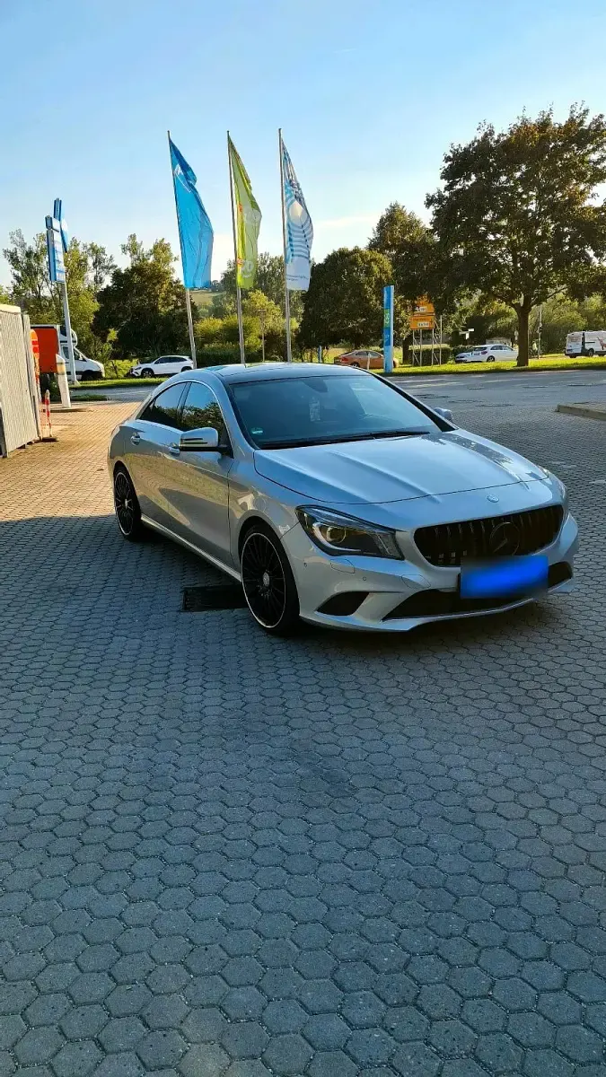Gebraucht Mercedes CLA180 122 PS (89 kW) 2015 Grau Coupé