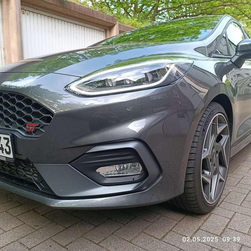 Gebraucht Ford Fiesta ST 200 PS (147 kW) 2020 Grau Limousine