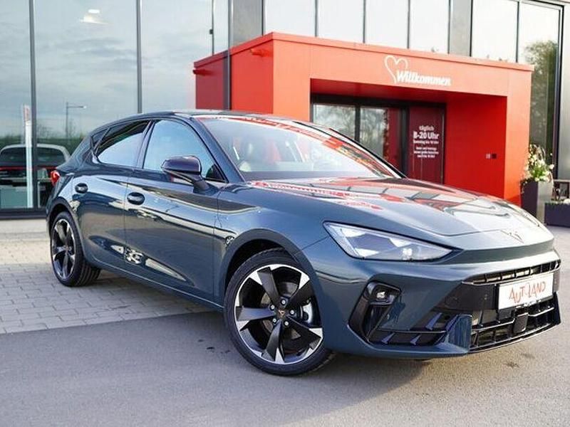 Nouă Cupra Leon 150 CP (110 kW) 2026 Albastru Berlinǎ