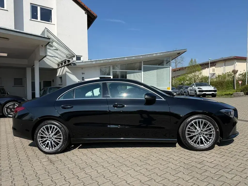 Gebraucht Mercedes CLA200 150 PS (110 kW) 2022 Schwarz Limousine