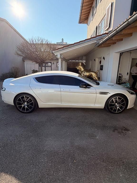 Second-hand Aston Martin Rapide 557 CP (409 kW) 2014 Alb Berlinǎ