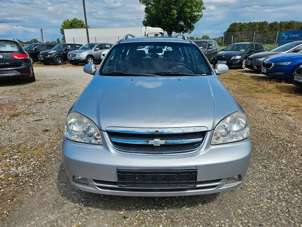 Gebraucht Chevrolet Nubira SX 109 PS (80 kW) 2008 Silber Kombi