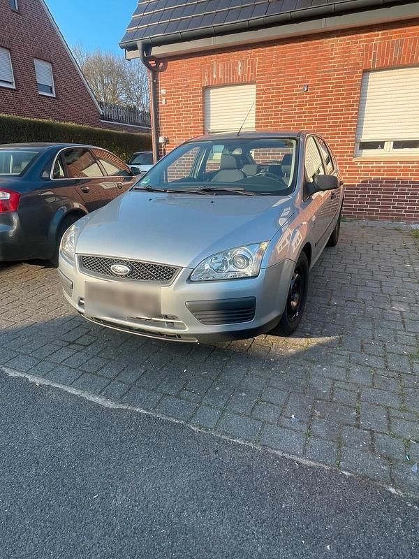 Second-hand Ford Focus 101 CP (74 kW) 2005 Argintiu Hatchback