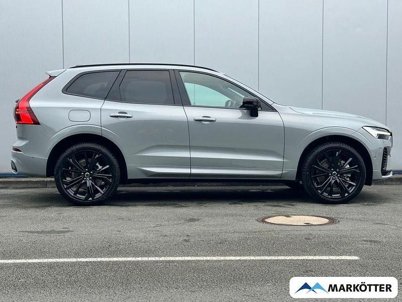 Neu Volvo XC60 Plus 455 PS (334 kW) 2025 Grau SUV