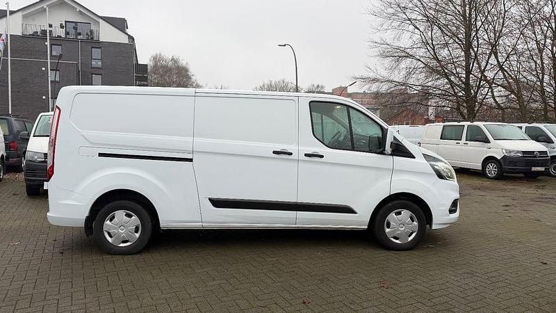 Gebraucht Ford Transit Custom Trend 131 PS (96 kW) 2021 Weiß Van / Kleinbus