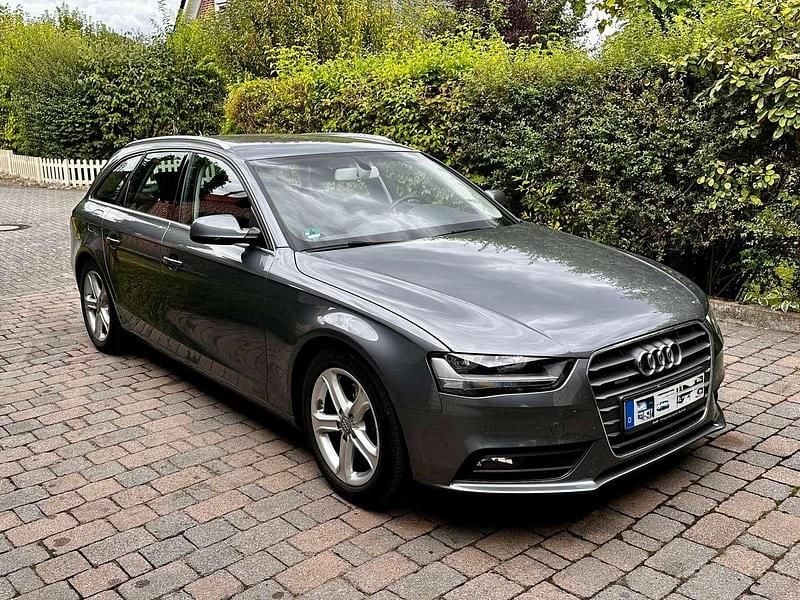 Grau Gebraucht 2015 Audi A4 Allroad Kombi | 15.000 € (Fairer Preis) - Bild 1/4