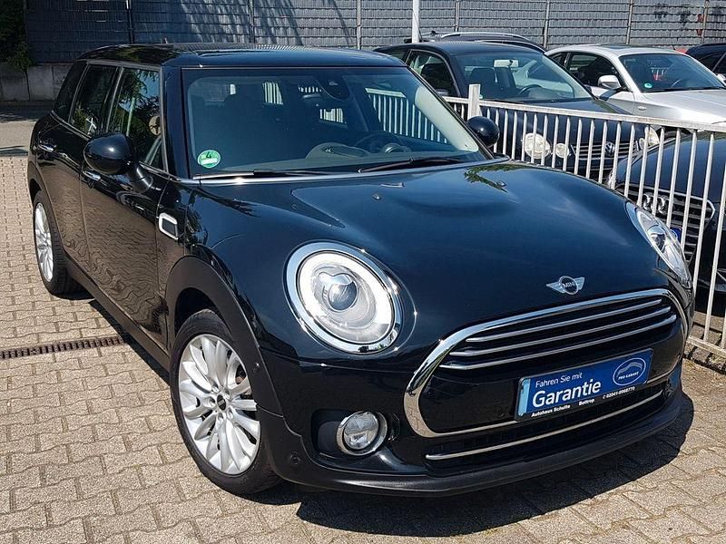 Midnight black (metallic) Gebraucht 2016 Mini Cooper D Clubman Chili Kombi | 14.290 € (Fairer Preis) - Bild 1/4