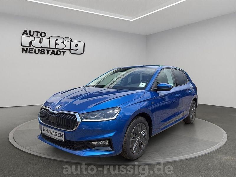 Raceblau metallic Neu 2025 Skoda Fabia Tour Kleinwagen | 21.380 € (Fairer Preis) - Bild 1/4