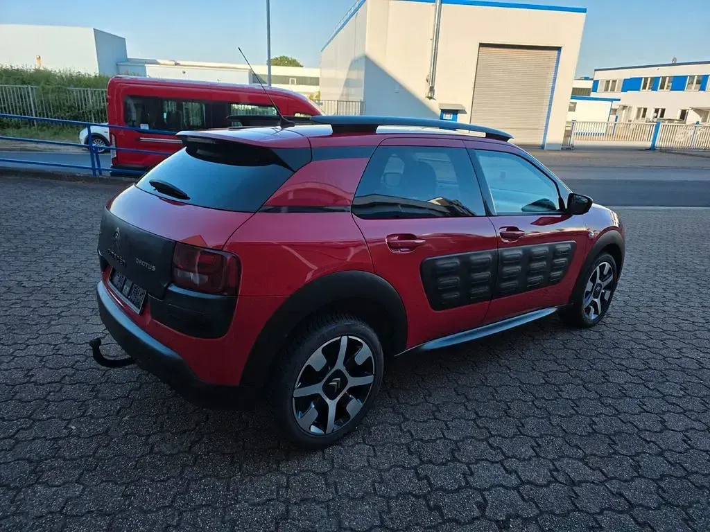 Gebraucht Citroën C4 Shine 110 PS (80 kW) 2015 Rot Limousine
