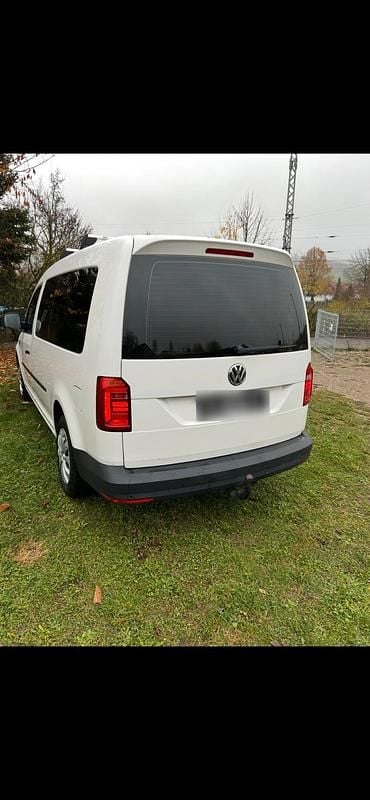 Gebraucht VW Caddy Maxi 102 PS (75 kW) 2019 Weiß Van / Kleinbus