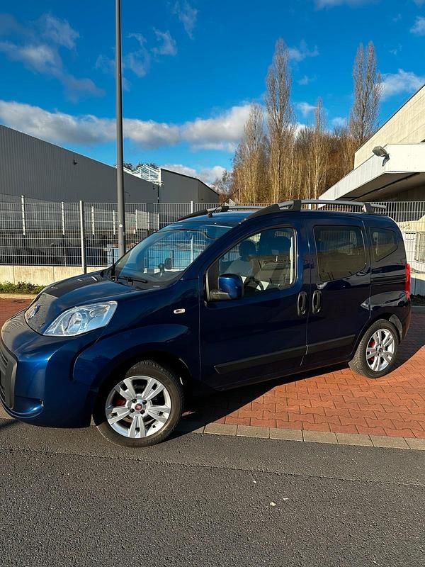 Blau Gebraucht 2013 Fiat Qubo Trekking Van / Kleinbus | 3.500 € - Bild 1/4