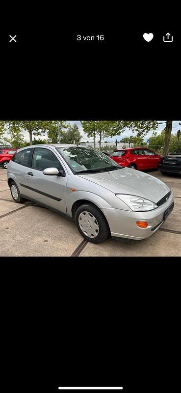 Usata Ford Focus 75 CV (55 kW) 2004 Grigio Utilitaria