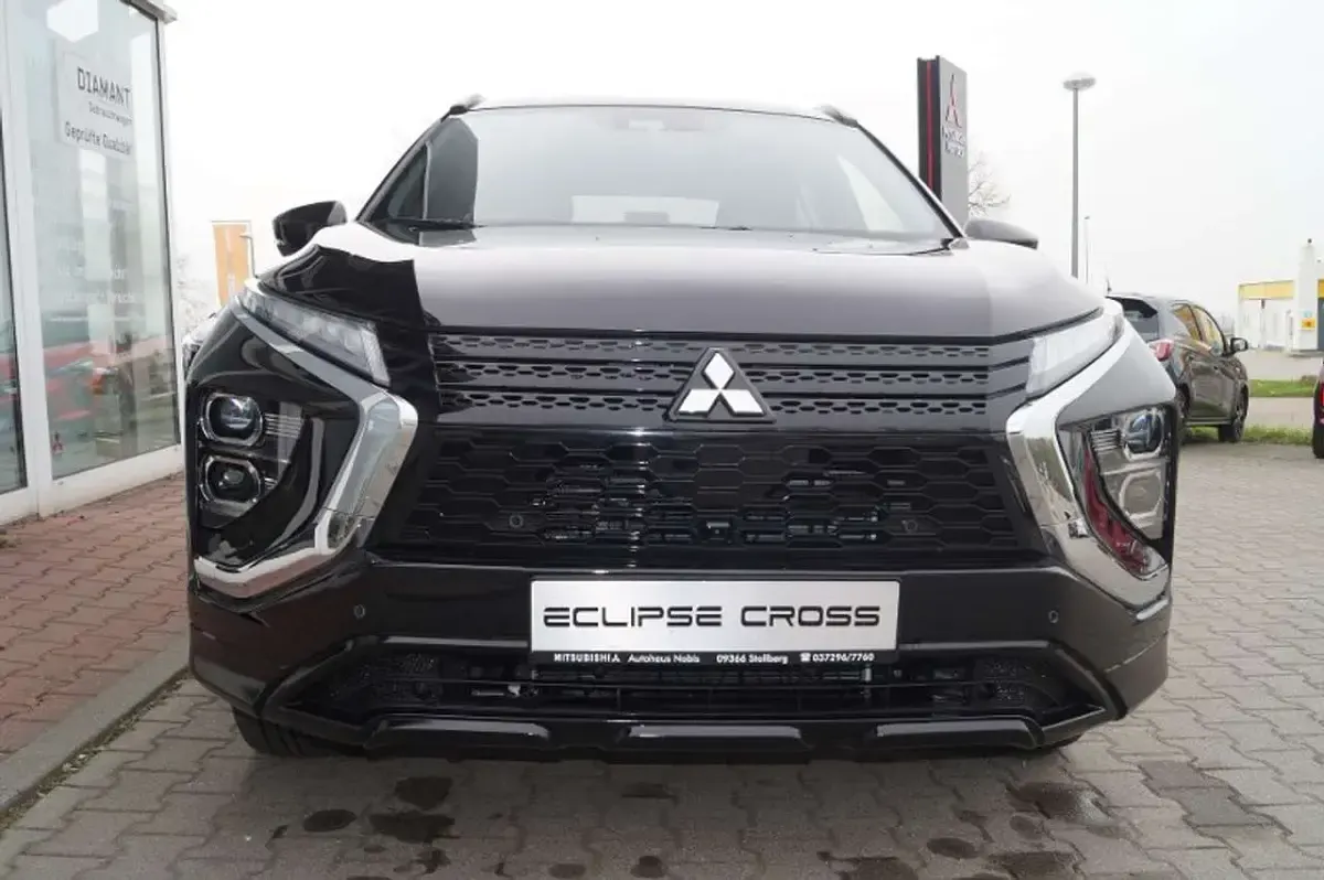 Gebraucht Mitsubishi Eclipse Cross Select 188 PS (138 kW) 2025 Pantherschwarz SUV