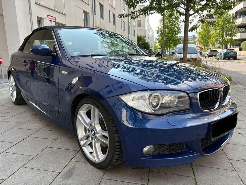 Blau Gebraucht 2008 BMW 120 Cabriolet M Sport Cabrio | 9.600 € (Fairer Preis) - Bild 1/4
