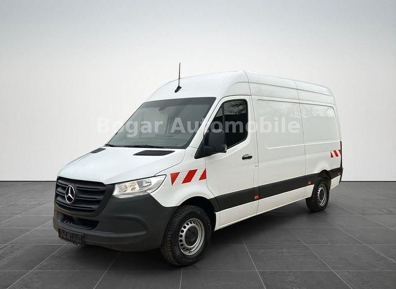 Gebraucht Mercedes Sprinter 163 PS (119 kW) 2019 Arktikweiss Van