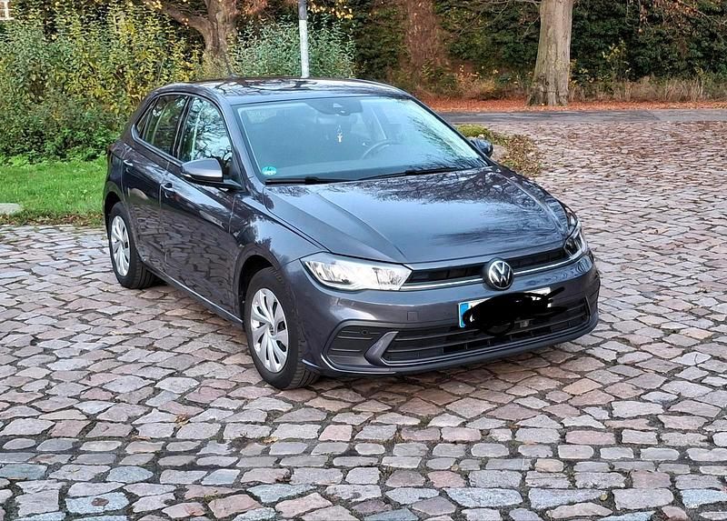 Gebraucht VW Polo Life 95 PS (69 kW) 2023 Grau Kleinwagen