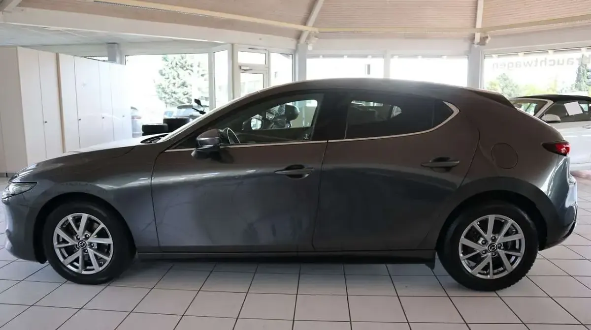 Gebraucht Mazda 3 122 PS (89 kW) 2020 Grau Limousine