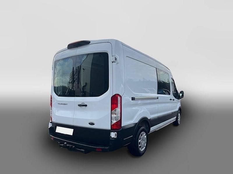 Gebraucht Ford Transit Trend 170 PS (125 kW) 2022 Weiß Pickup