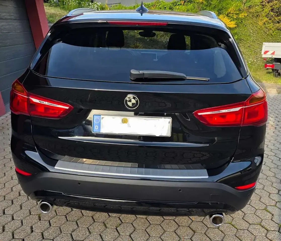 Gebraucht BMW X1 Advantage 192 PS (141 kW) 2020 Schwarz SUV