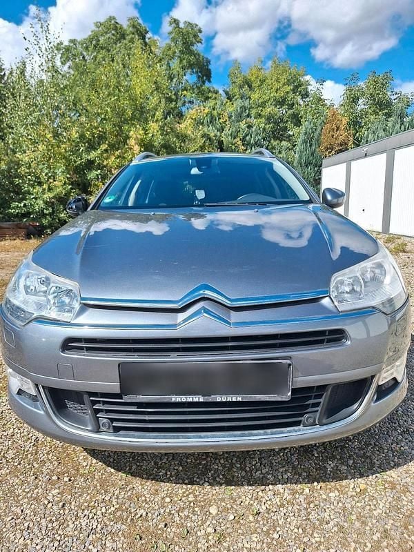 Grau Gebraucht 2013 Citroën C5 Kombi | 3.750 € (Guter Preis) - Bild 1/4