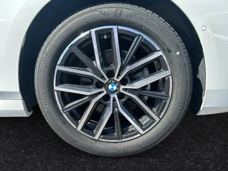 Gebraucht BMW 220 M Sport 163 PS (119 kW) 2025 Alpinweiss Coupé