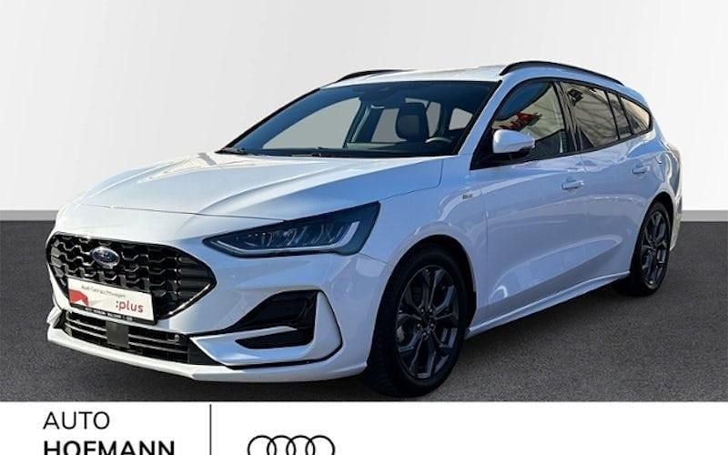Weiß Gebraucht 2024 Ford Focus ST-Line X Kombi | 20.950 € (Superpreis) - Bild 1/4