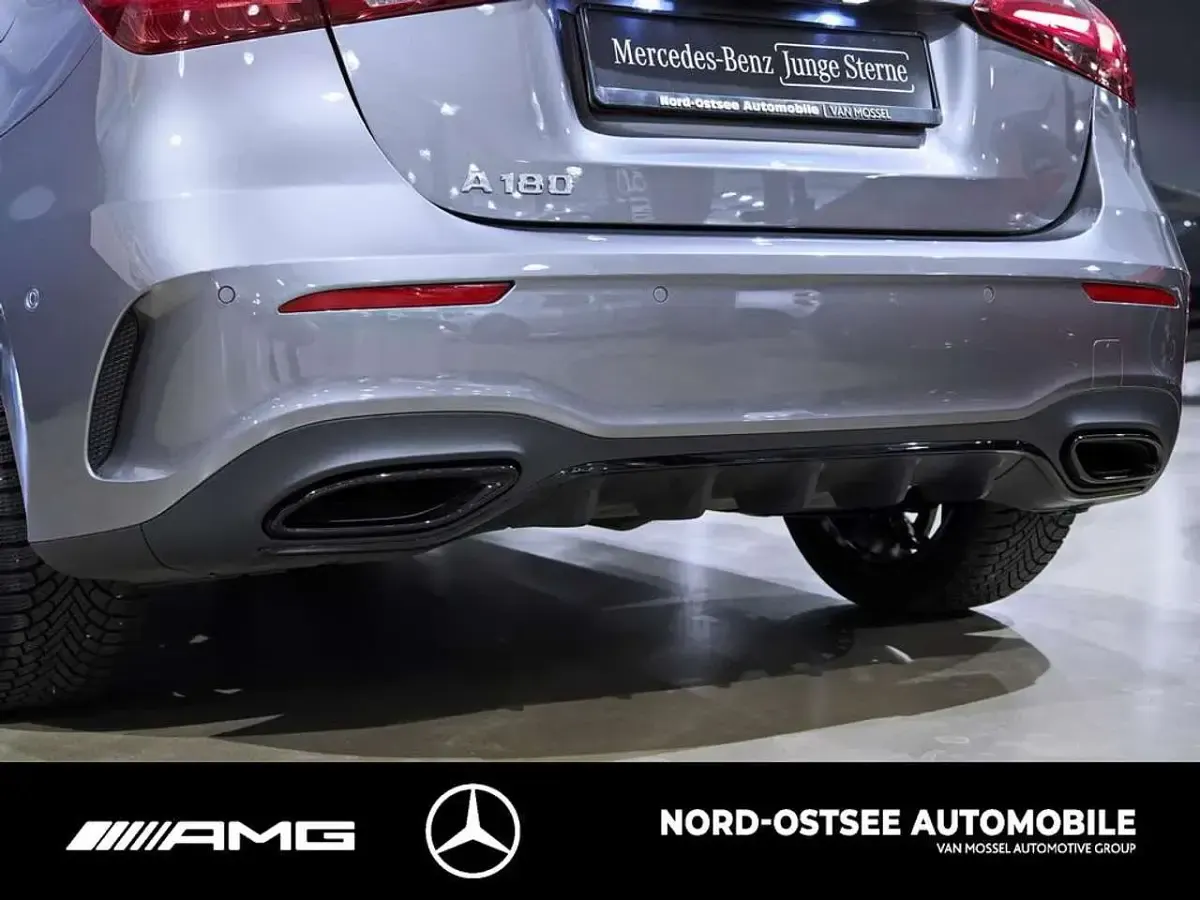 Gebraucht Mercedes A180 Advanced Plus 136 PS (100 kW) 2025 Metalliclack mountaingrau Limousine