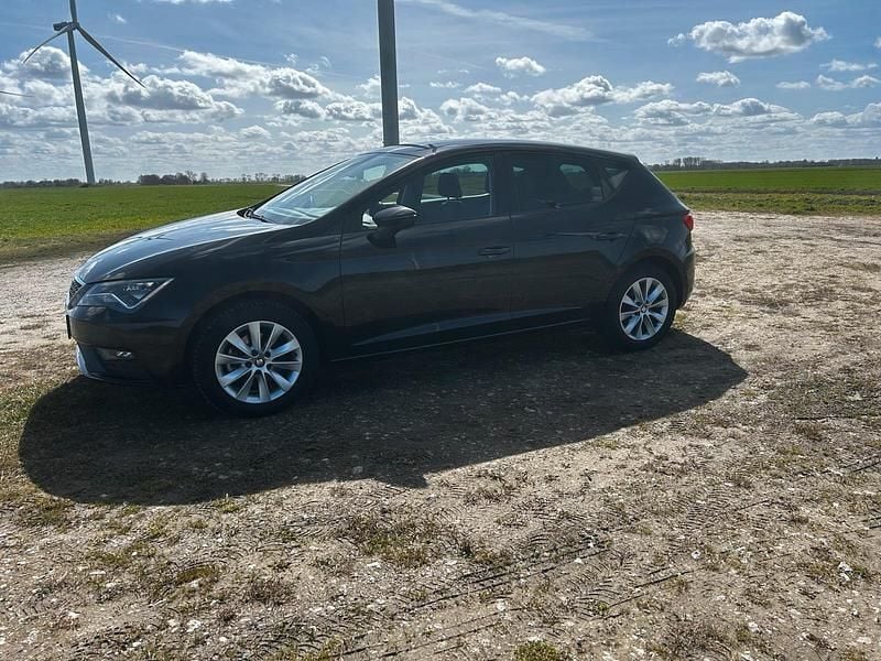 Gebraucht Seat Leon 125 PS (91 kW) 2017 Schwarz Kleinwagen