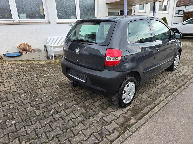 Gebraucht VW Fox Basis 54 PS (39 kW) 2006 Grau Kleinwagen