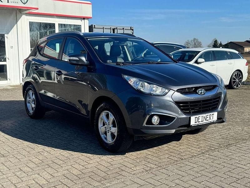 Gebraucht Hyundai ix35 Style 163 PS (119 kW) 2011 Grau SUV